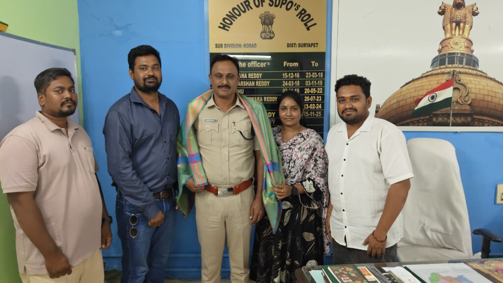 కోదాడ డీఎస్పీ, మున్సిపల్ చైర్మన్‌కు TJWA ఆహ్వానం